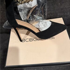 BCBGeneration Black Pointed Toe Heels